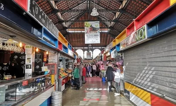 سوق دي أتارازاناس