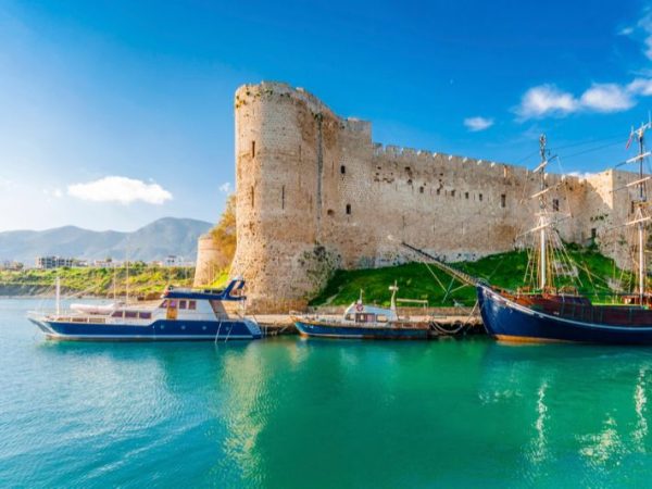 السياحة في قبرص واحدة من أجمل جزر المتوسط والعالم