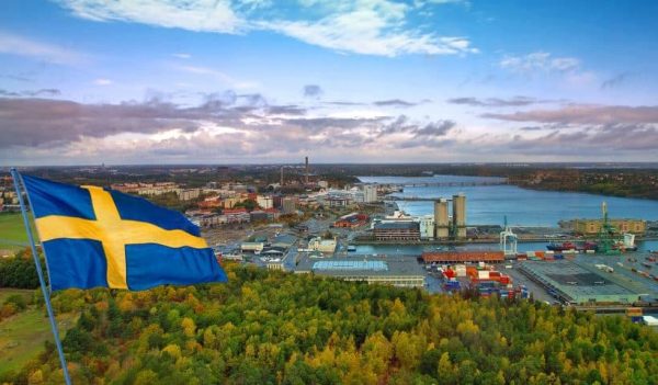 عيوب الحياة في السويد للمهاجرين