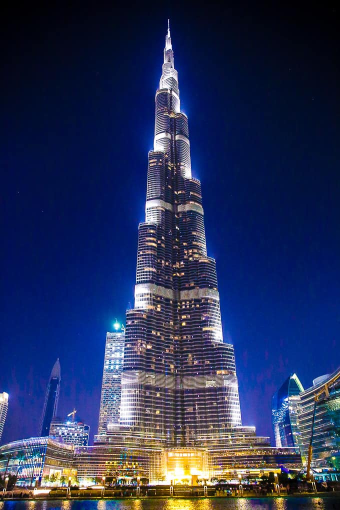 برج خليفة تحفة معمارية على أرض عربية