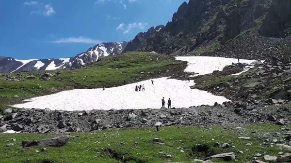 كم تكلفة السفر الى قرغيزستان؟