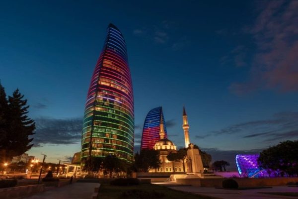 هل اذربيجان تحتاج فيزا للسعوديين