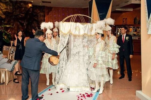 للزواج نساء كازاخستان ماهي افضل