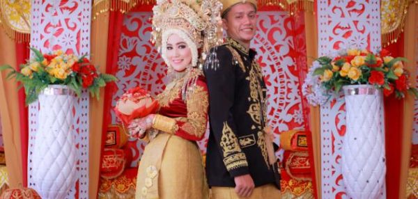 التقاليد الخاصة بالزواج في اندونيسيا